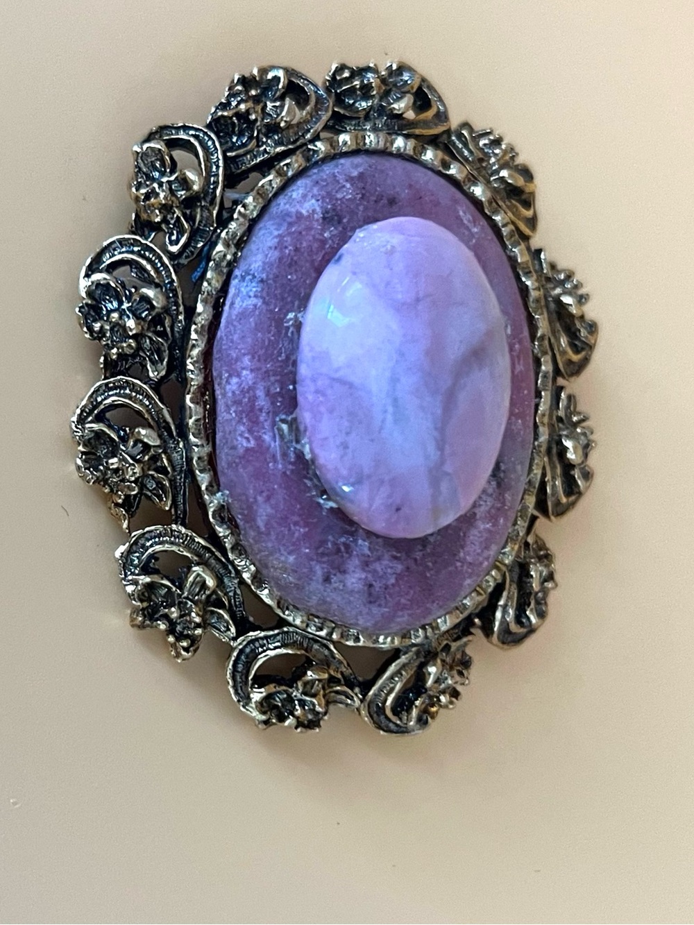 Vintage Pink Stone Filigree floral Brooch